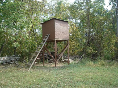 Deer blind condo